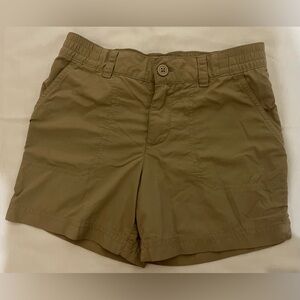Columbia Tan Cargo Shorts Durable and Versatile **Good condition**